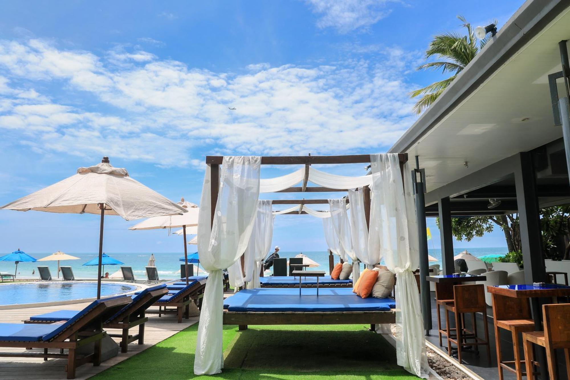 Kc Club & Pool Hotel 4*